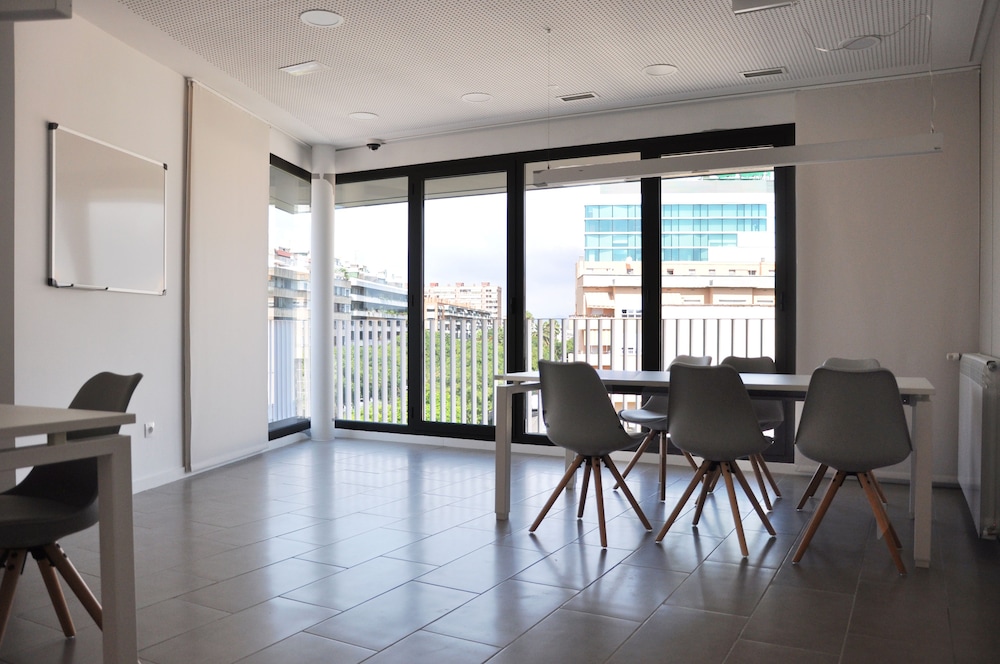 Residencia Universitaria Resa Tarragona Mediterrani - Campus Accomodation