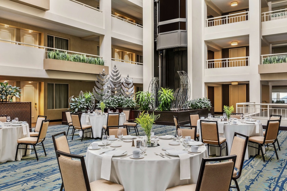 Boston Vacations - Embassy Suites by Hilton Boston Waltham - Property Image 23