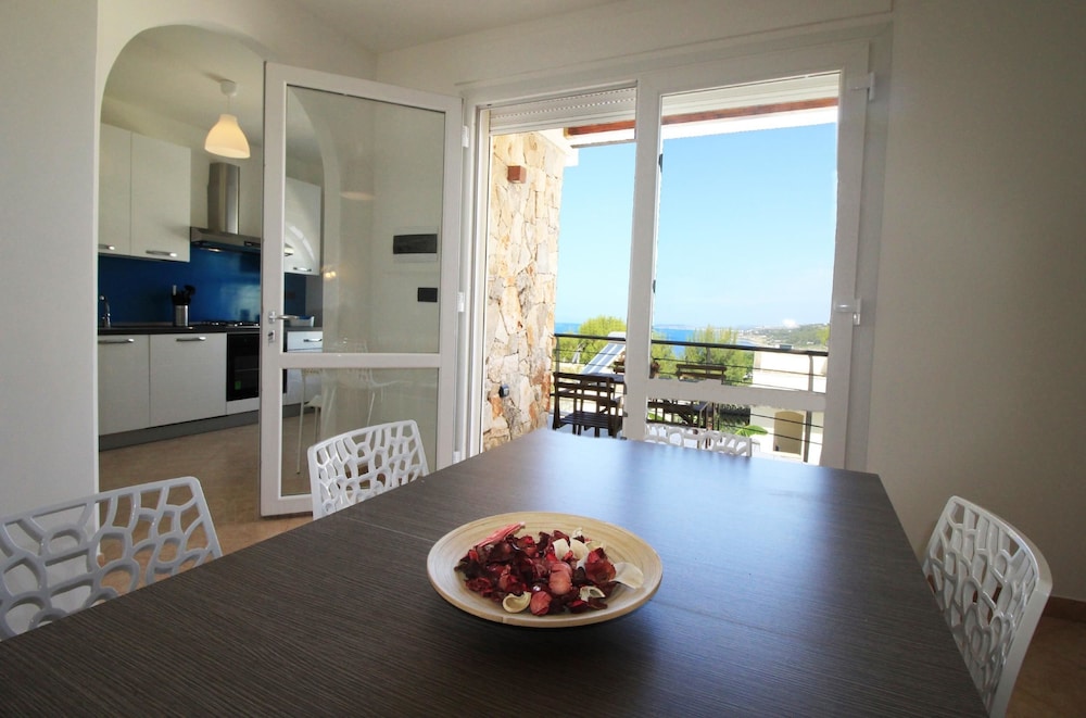 Gregoriana Front Beach en Patu — kitchen