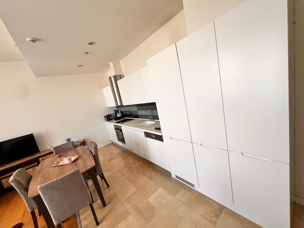 Divan Residence Apartment Rentals