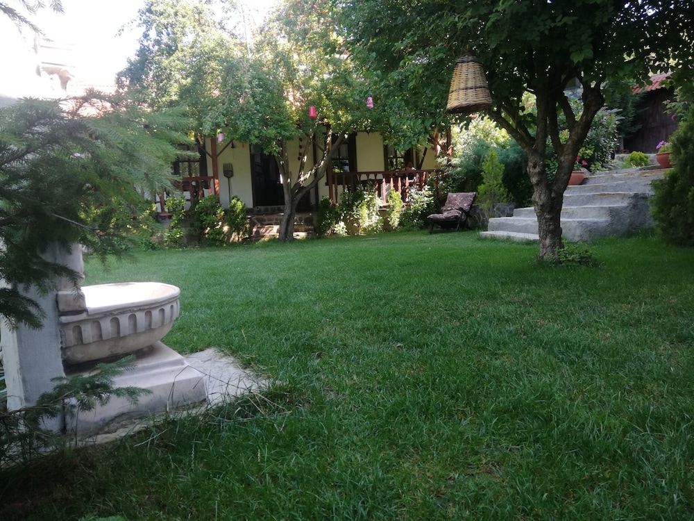 Beyzadeler Konağı