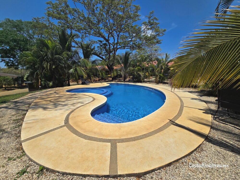 Casa Naranja Jungle Villa