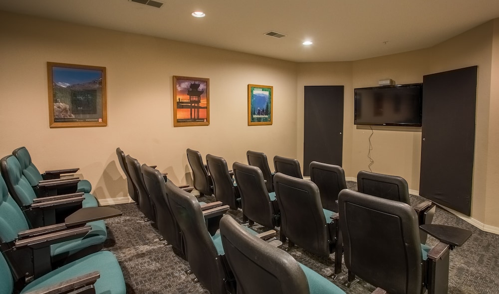meeting & event spaces