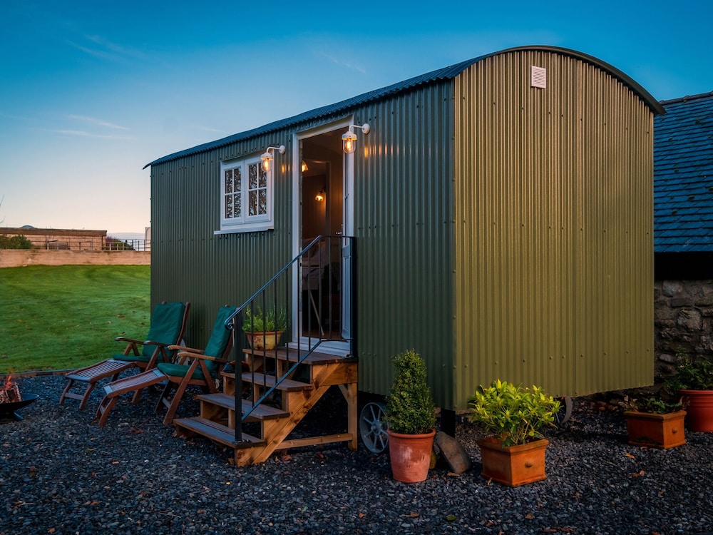 The Pleasant Hut at Mount Pleasant Farm