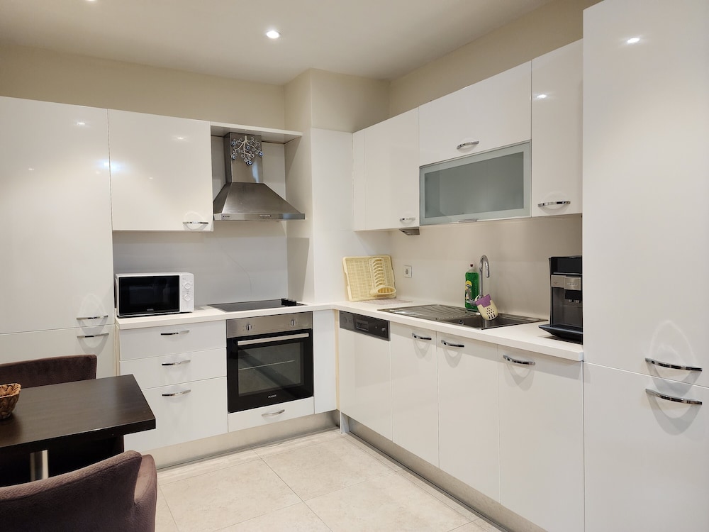 Perfect Residence Taksim with pool