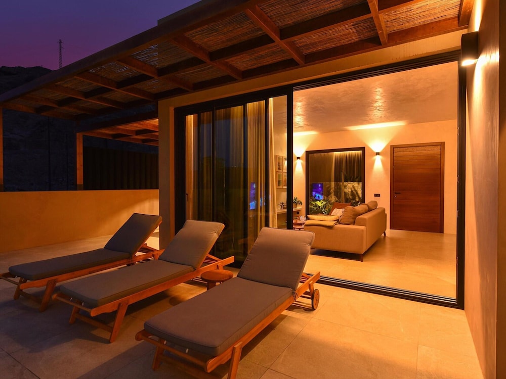 Pleasant Holiday Home Near Beach