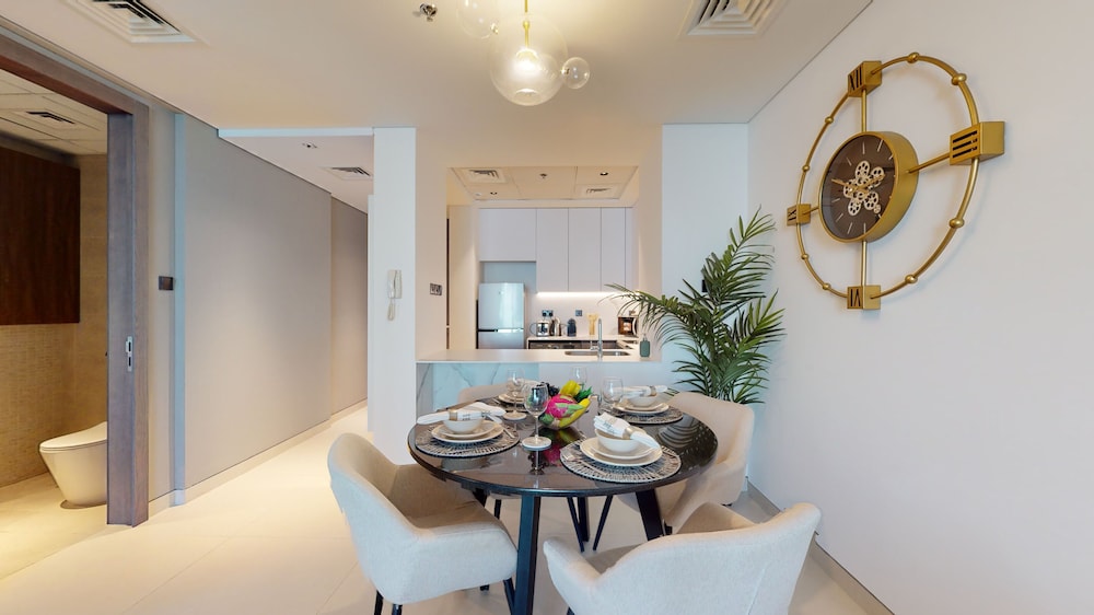 Euro Residence 1103