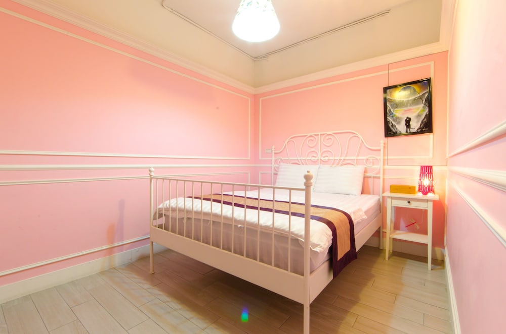 Lan Ying Home