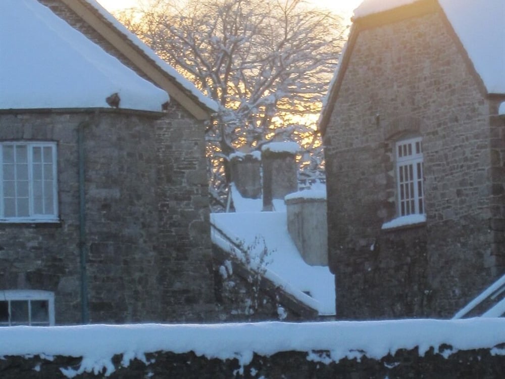 Glynhir Mansion