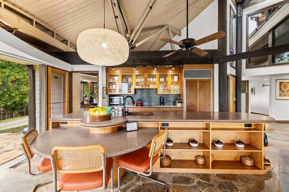 Belltop Architectural Wonder on Private Mountain