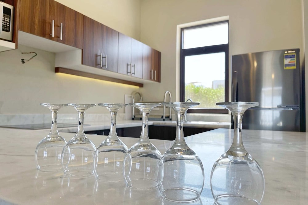 Xuru Stays I Poised & Pearly 3 BDR Villa @ Cyan El Gouna