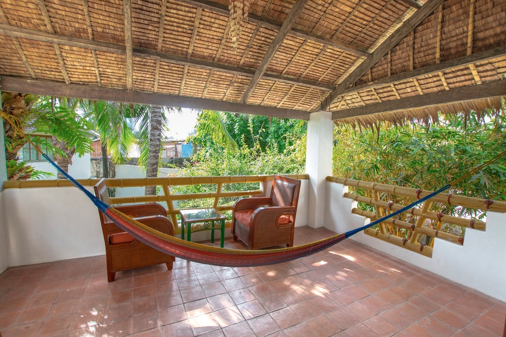 Bamboo Bungalow Resthouse