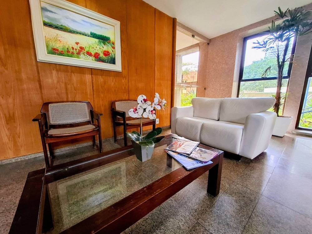 Barra Max - Praia e Conforto.