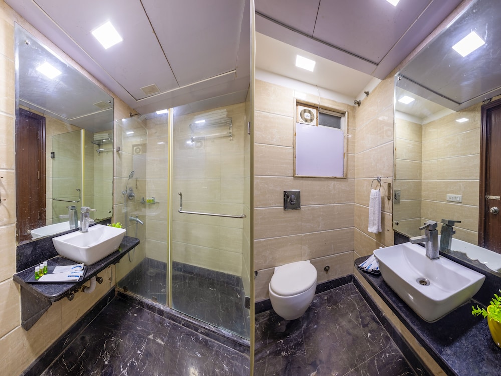 Hotel Downtown by Quadis - East of Kailash