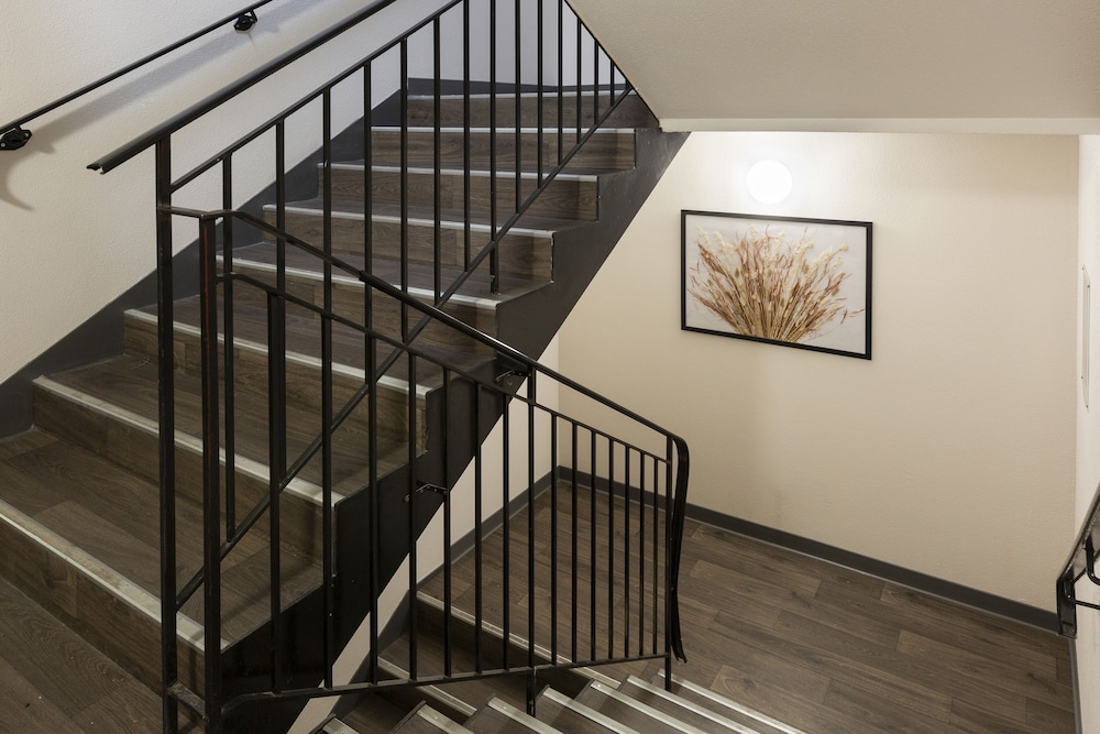 Cannes Vacations - Hotel Mister Bed Orleans Saran - Property Image 6