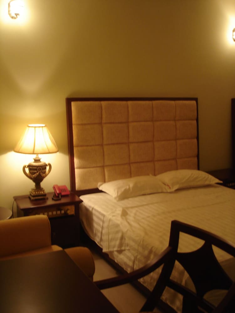 Spintex Inn