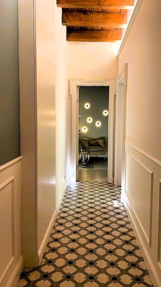 YOUnique Boutique Rooms