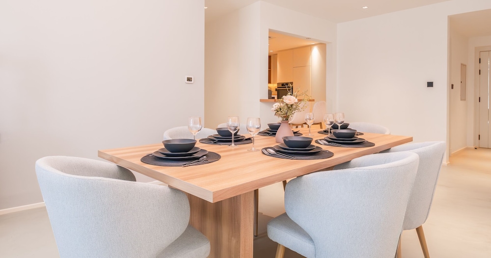 LUX The Premium Marina Sea View Suite