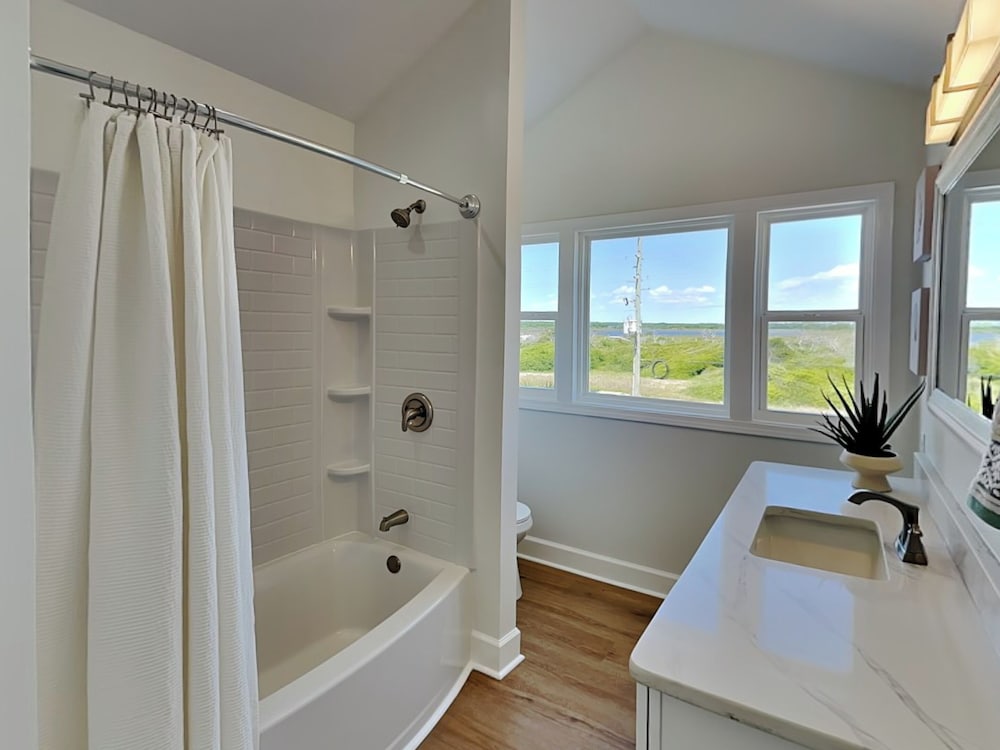 Pelican Landing by Topsail Realty
