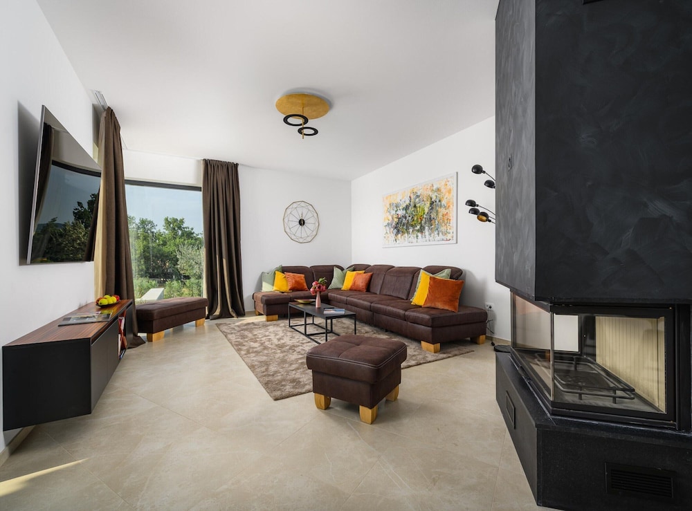 Comfortable Villa With Central Heating
