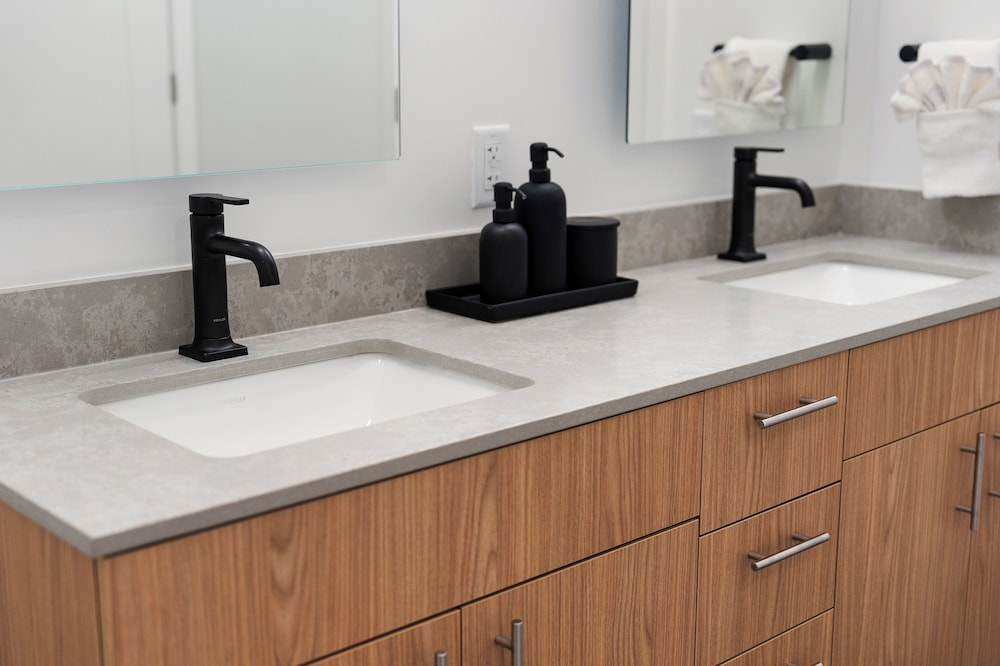Luxury Apartments by Hyatus at Boston Everett