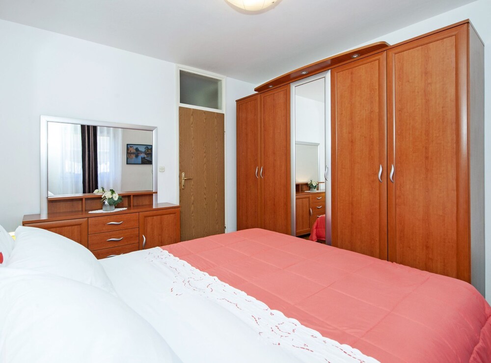 Brigth and Breezy Rovinj Apartments