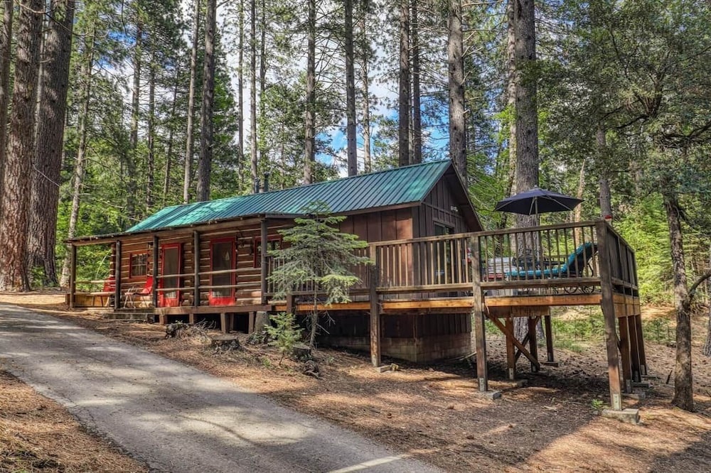 Yuba River Inn