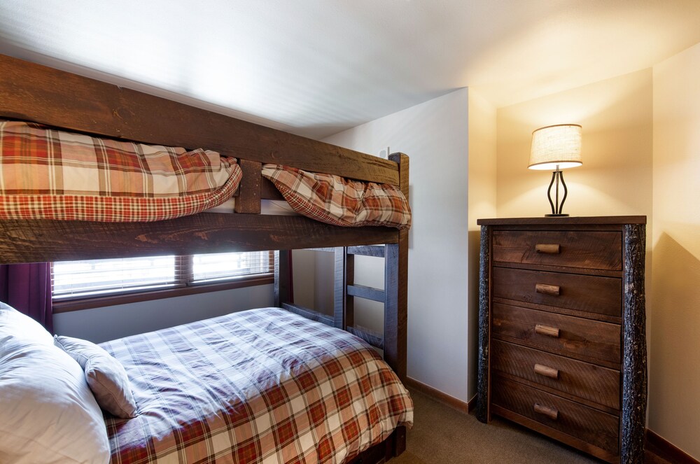Zephyr Mountain Lodge - Winter Park Vacation Condos