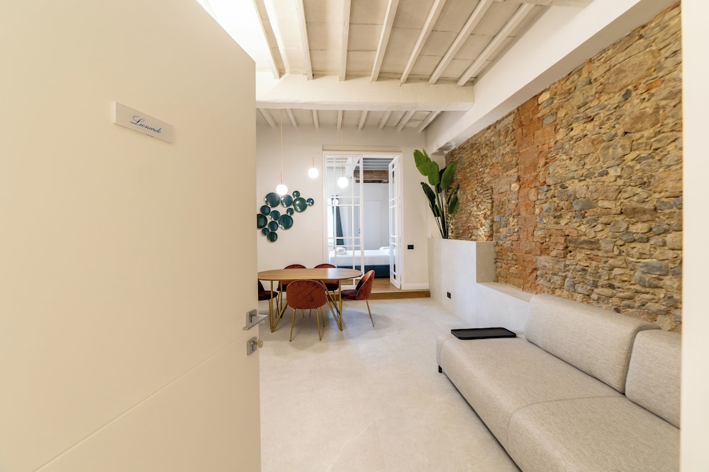 Leovinci rooms