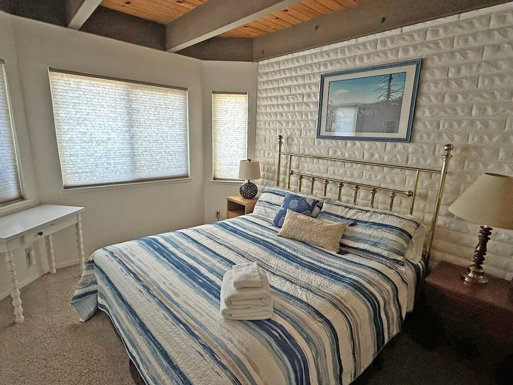 439 Ala Wai, 119 3 Bedroom Condo