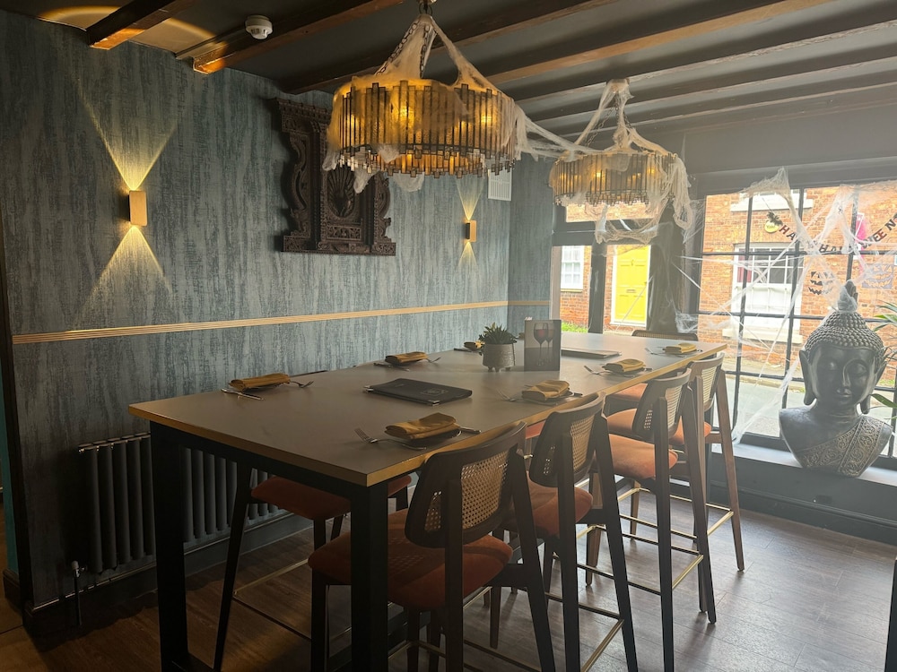 Yak & Yeti Hotel