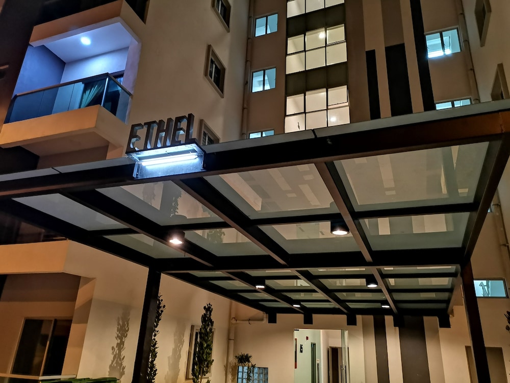 Ethel Cozy Suite photo 1