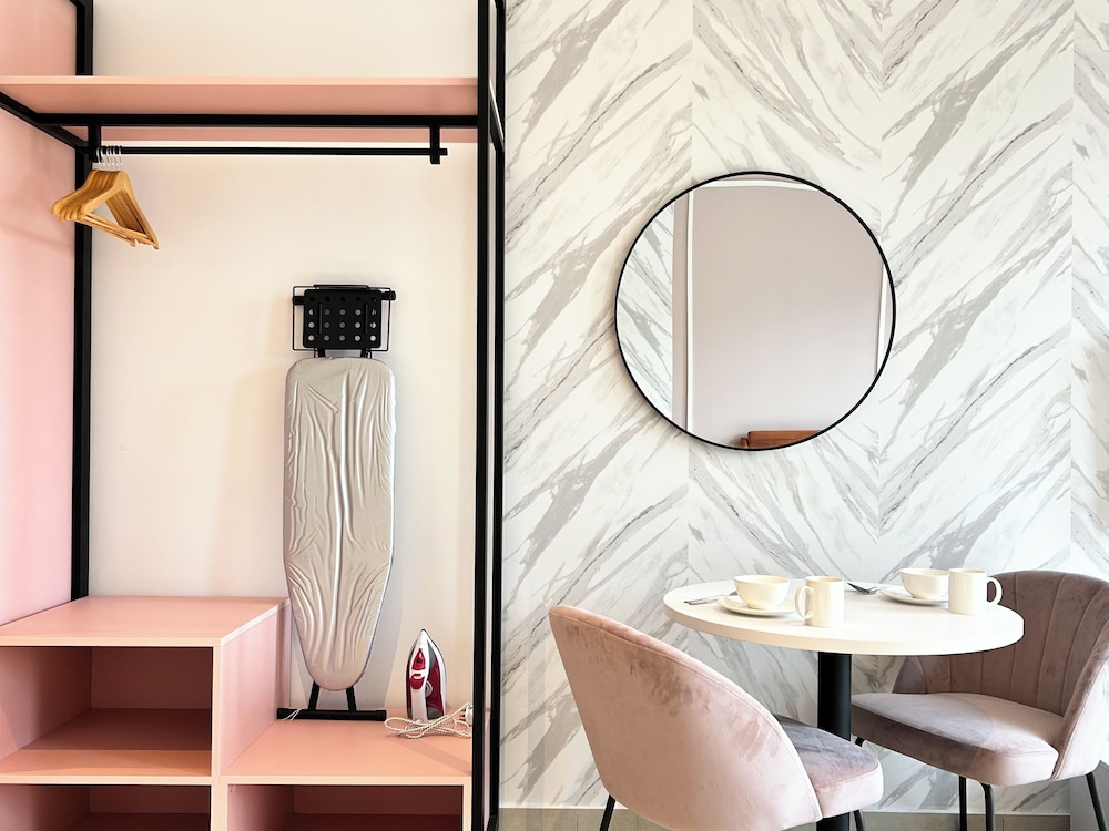 The Paxtonz by Manhattan Group