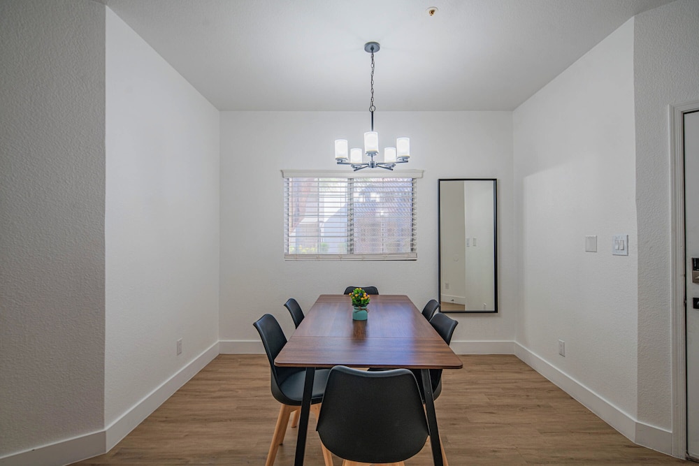 ROVE LIVING/KL - Hideaway North Scottsdale