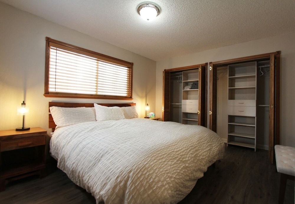 Coh1261 - Nature's Gem 4 Bedroom Home