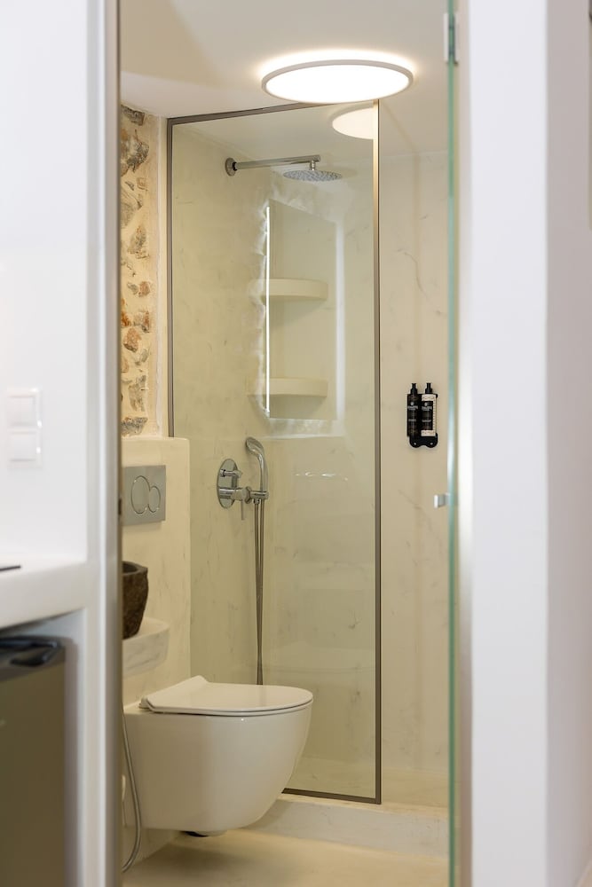 Naxos Boutique Suites