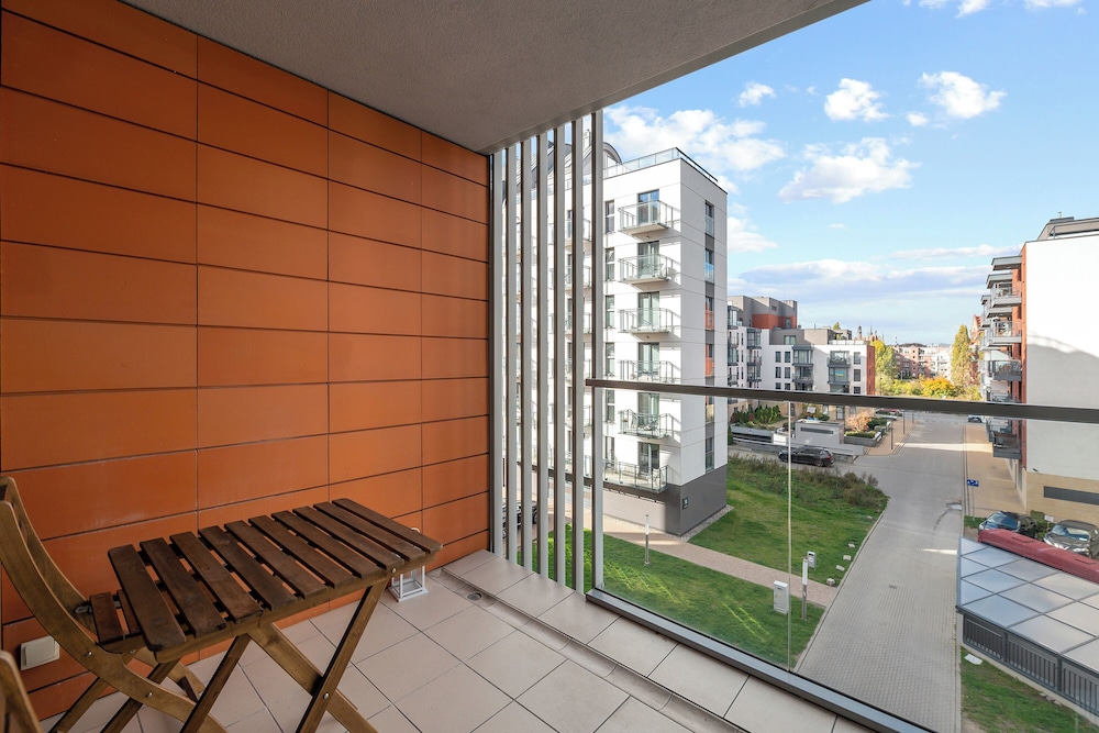 Aura - Riverside & Parking by Downtown Apartments