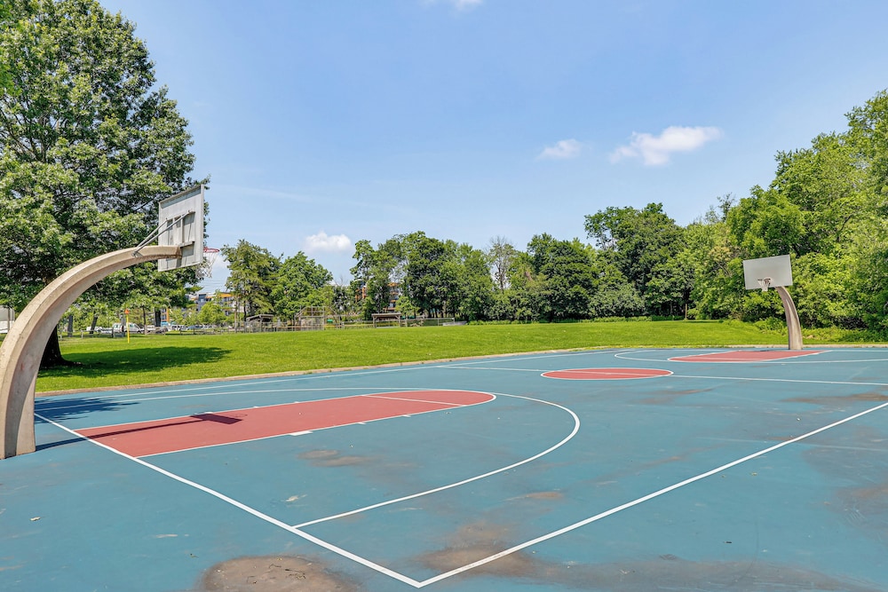 1 Mi to Campus: Princeton Home w/ Furnished Deck