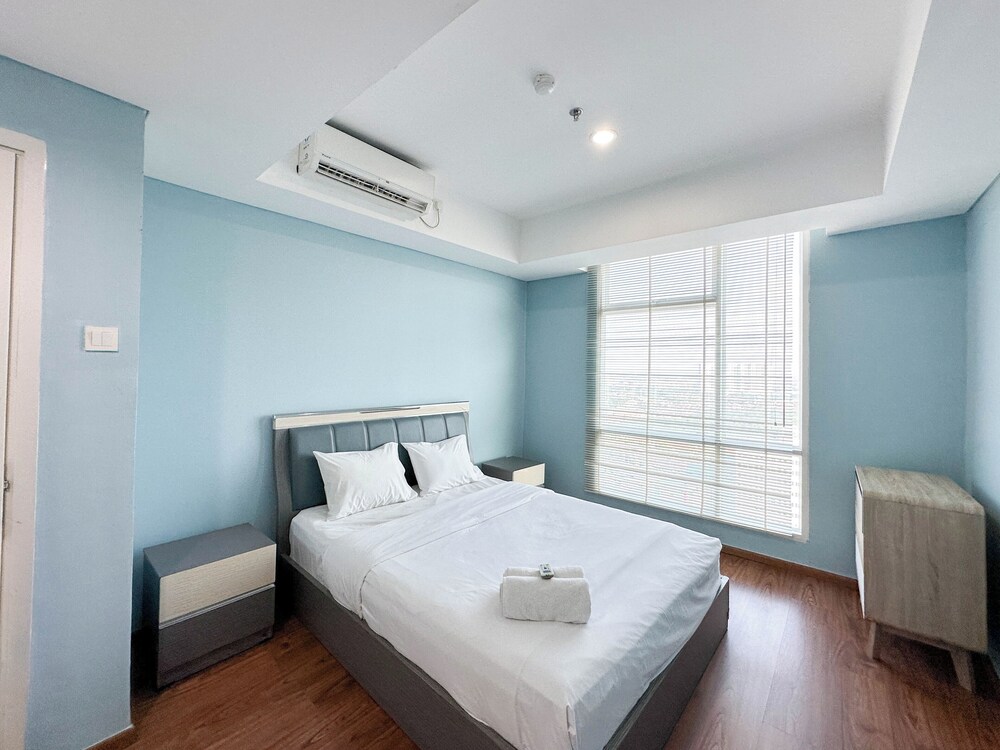 Spacious And Cozy 3Br At Grand Sungkono Lagoon Apartment