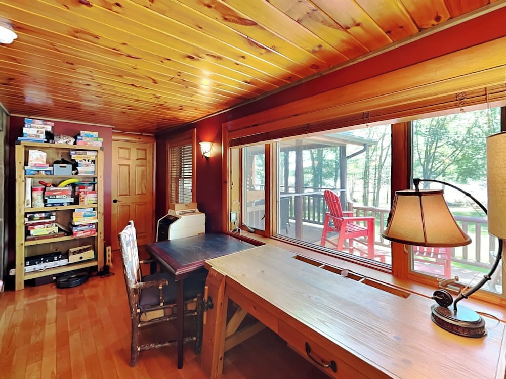 Crow's Point Lakehouse by Taylor Made Deep Creek