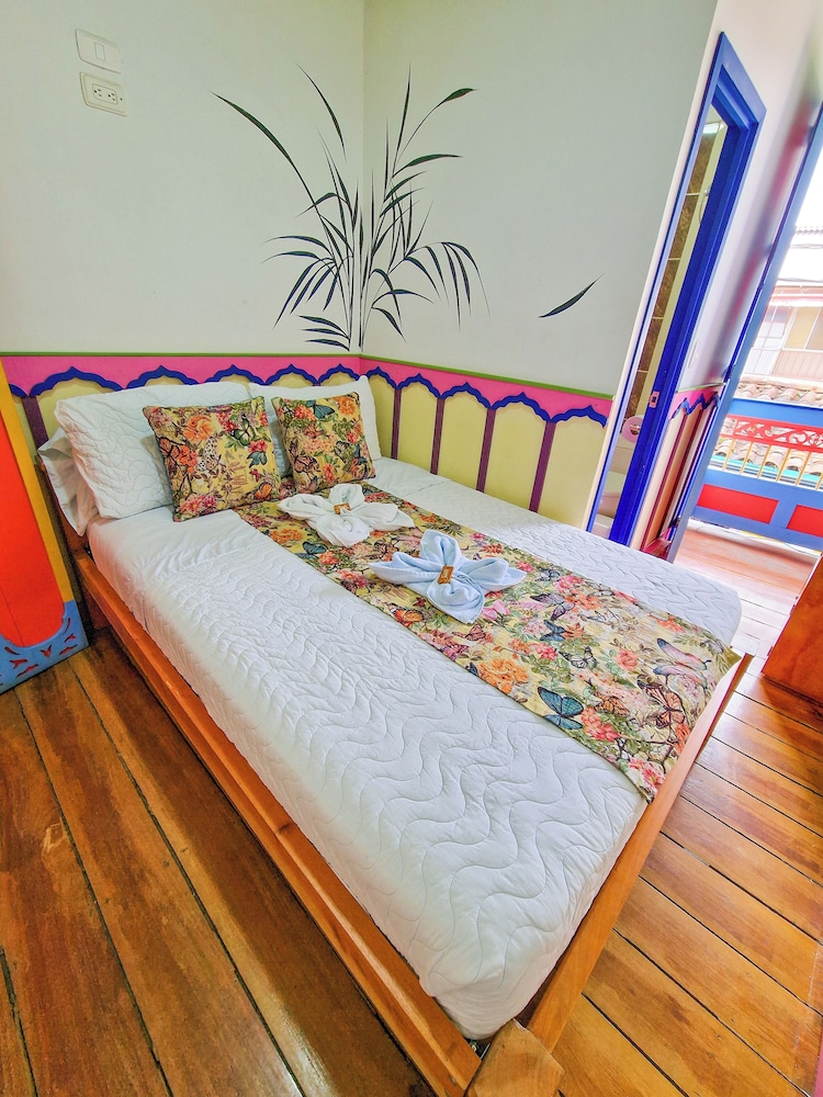 Hostal Mythos