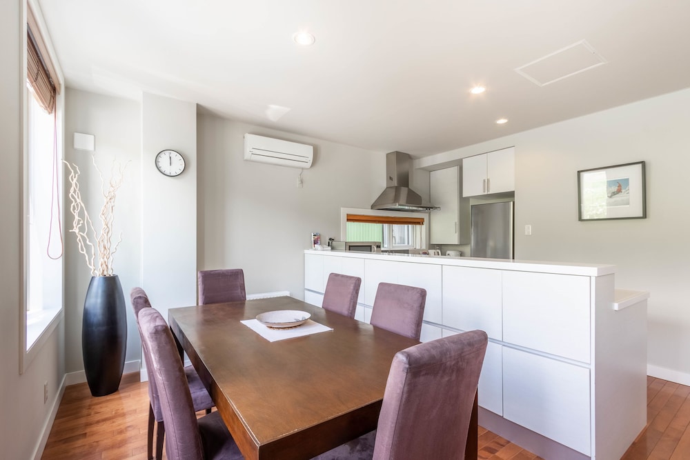 Furano Fresh Powder Apartments and Chalet