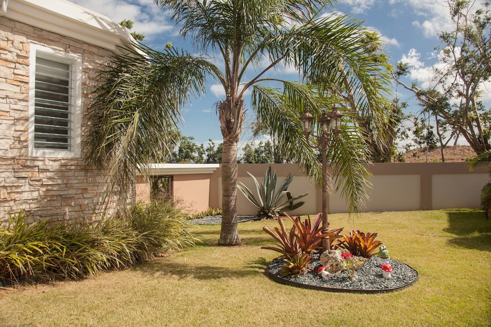 Big vacational house in Isabela