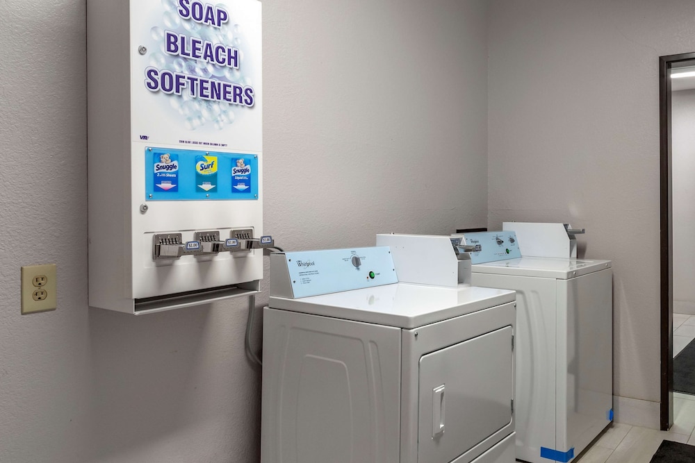 Best Western Oakdale Inn - Property Image 5