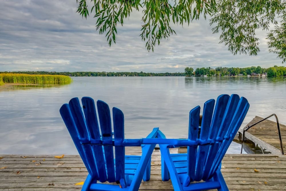 Lakeside Living BBQ Fun Boat Deck Playground