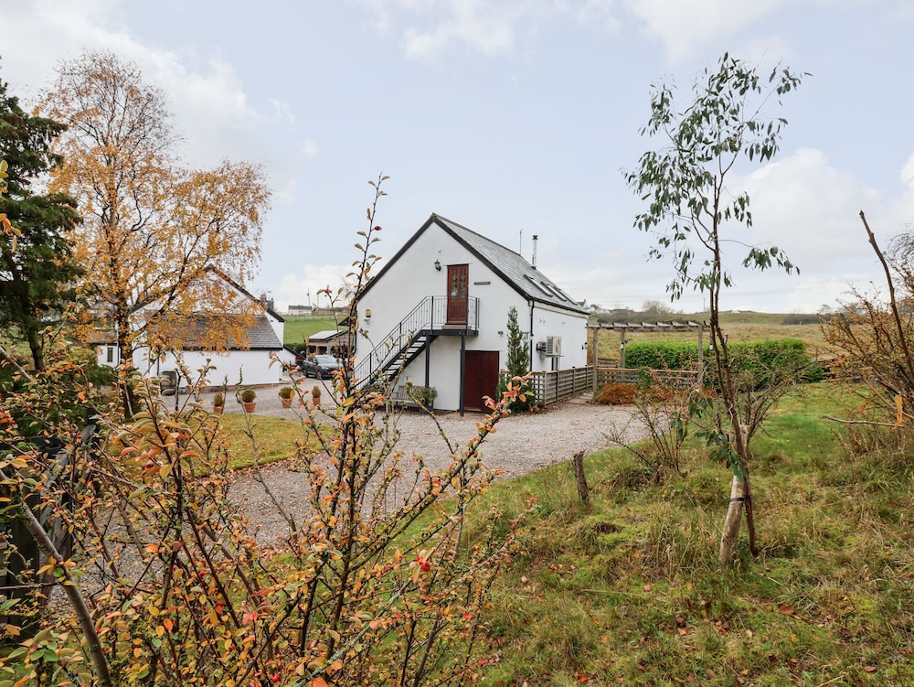 Tyn-y-mynydd Bach