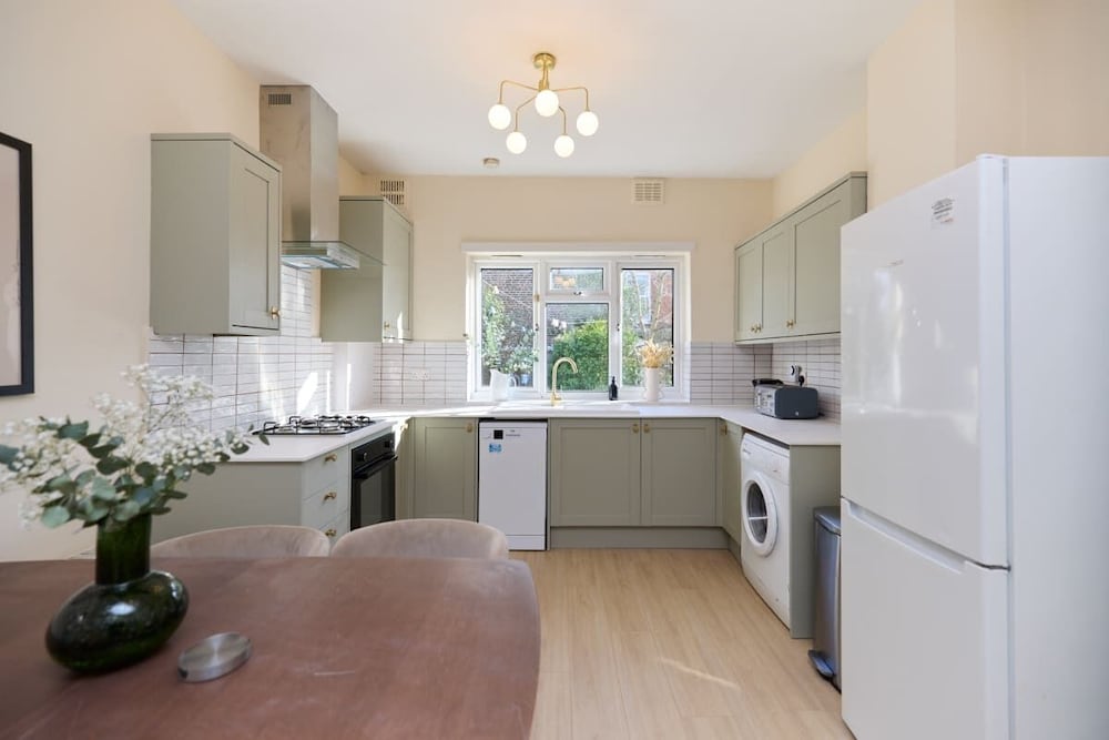 The Harlesden Retreat - Stunning 1bdr With Garden