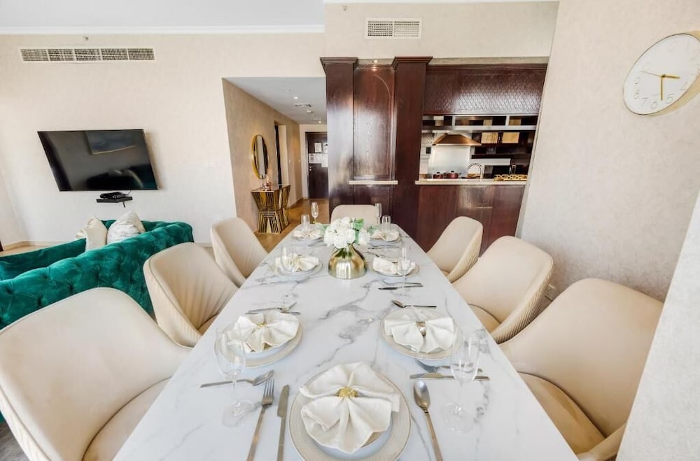 Durrani Homes - Grandiose 5BR Besides Dubai Mall with Burjkhalifa and Fountain view