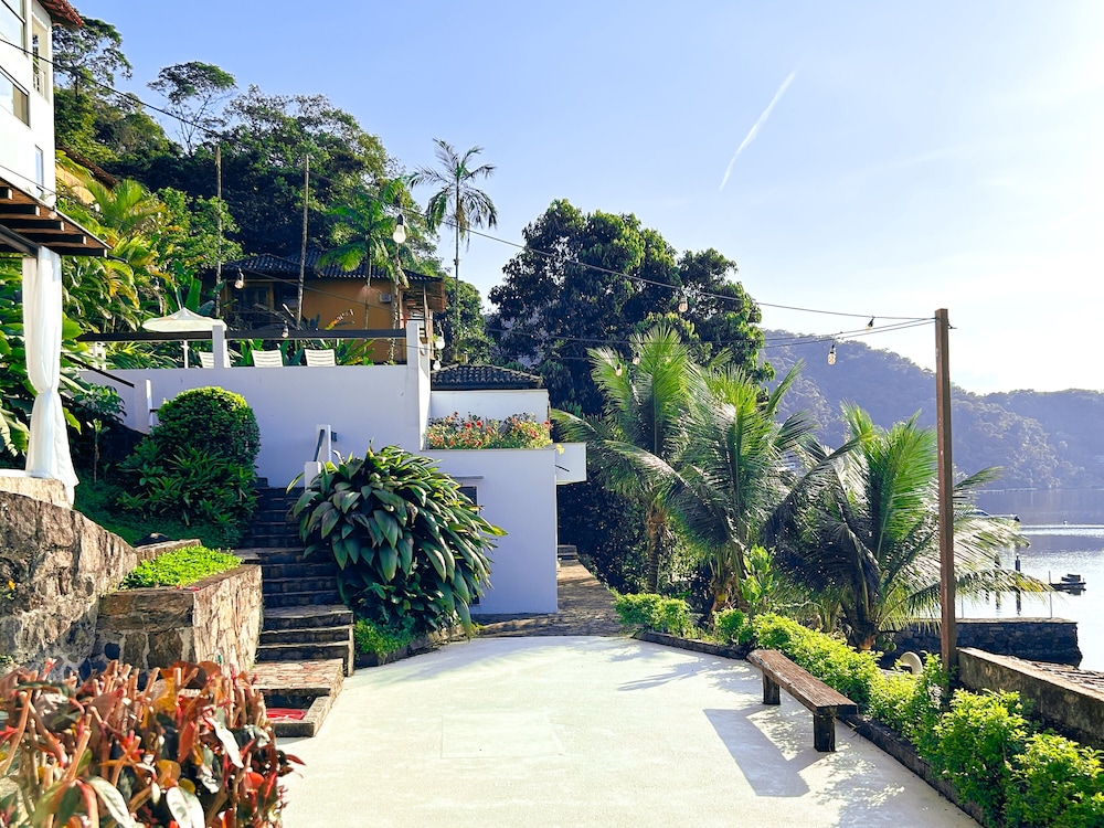Oasis Beach House