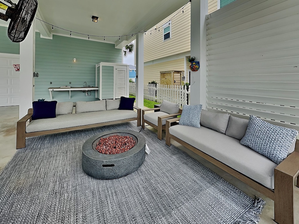 Down By the Bay by Ryson Vacation Rentals
